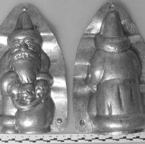 Chocolate Mold Outside